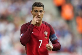 九游娱乐(jiuyou)官网-光明记忆未来之星线上赛，雄鹰展翅迎战强敌，光明记忆海报