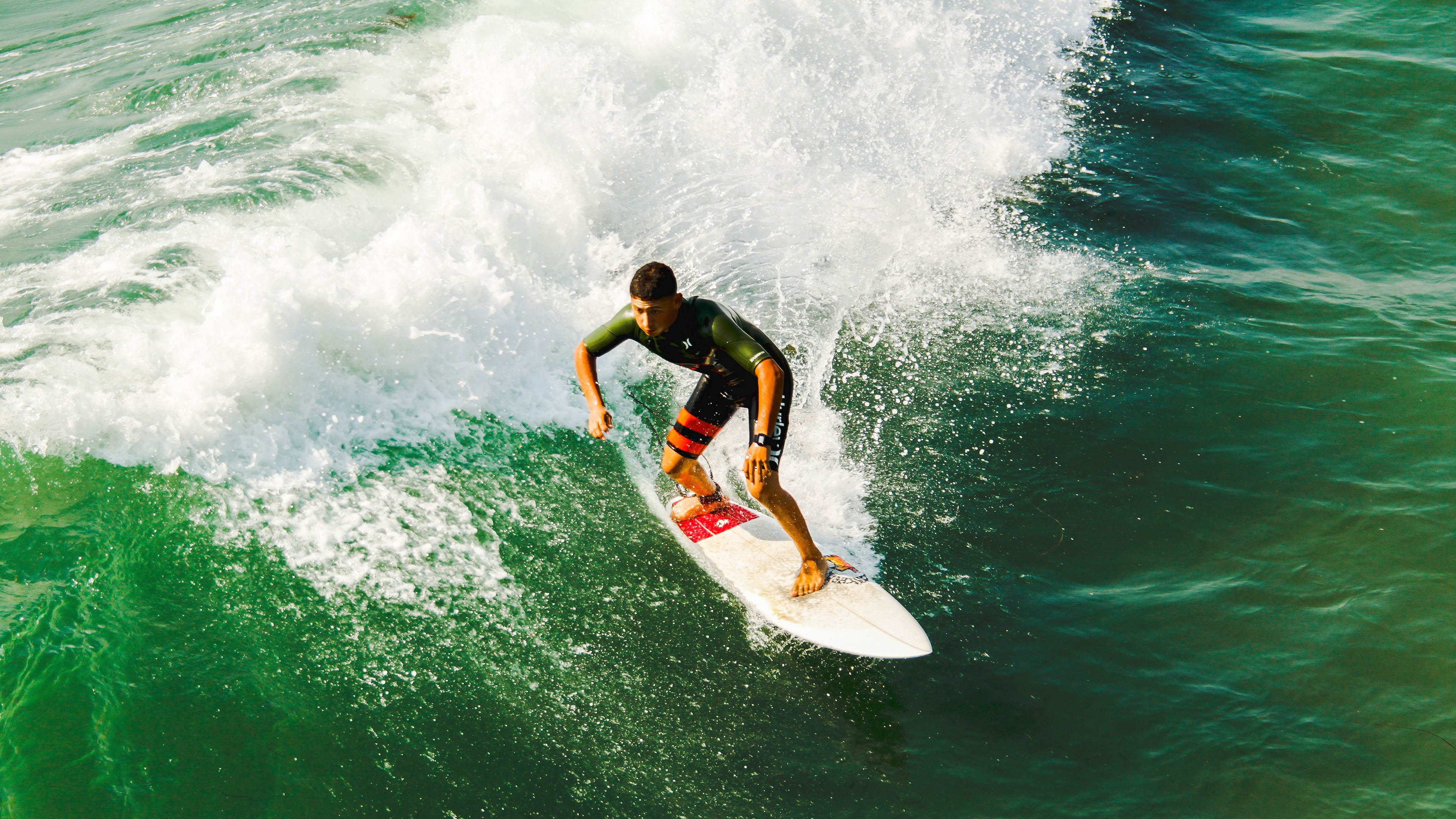 _城市水上运动节：划船、冲浪轮番上演_，水上划船项目
